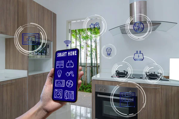 Smart Home Augmented Reality Technologie Concept Hand Holding Smartphone Presenteren — Stockfoto