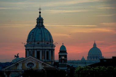 Roma'nın gece görünümü
