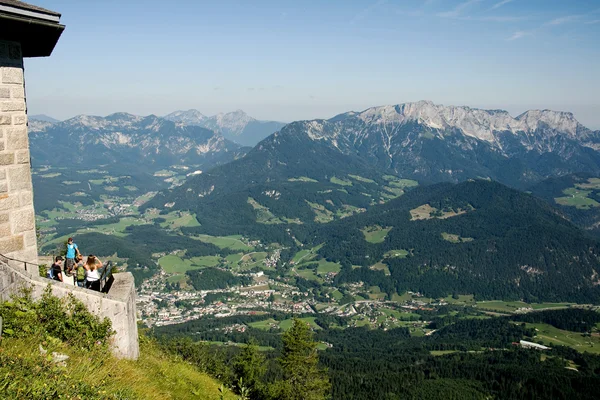 Vista do Ninho da Águia de Hitler no vale — Fotografia de Stock