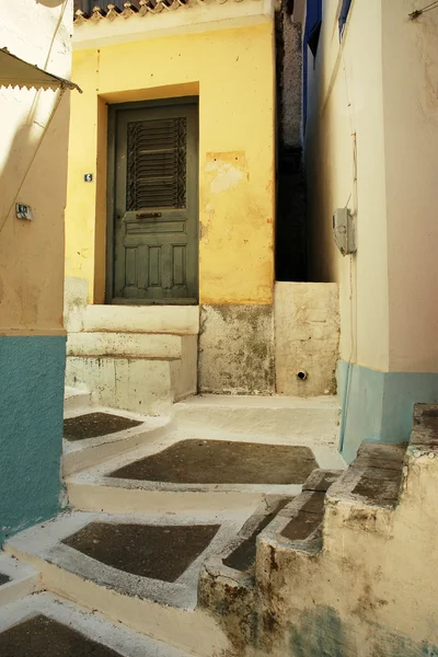 Yunan koridorları içinde giriş ve merdiven — Stok fotoğraf