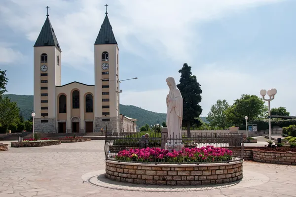 Poutní kostel v Medžugorji — Stock fotografie