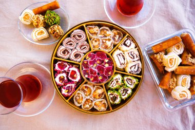 Traditional tea with locum - Turkish delight.