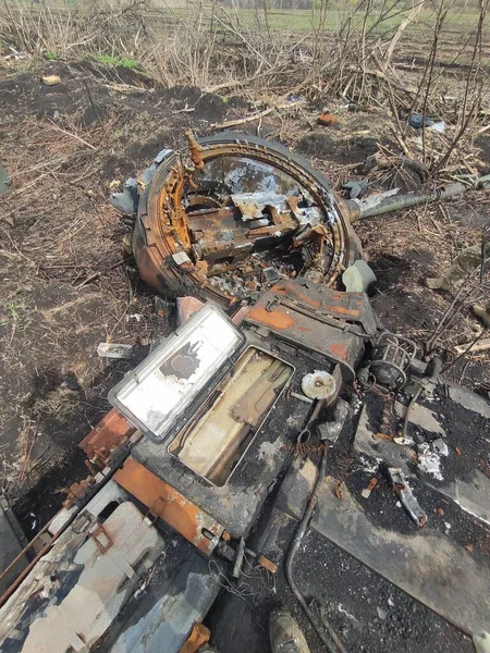 Ukrayna ve Rusya arasındaki savaşta Rus donanımını yok etti. Ukrayna için savaş. Dur Putin.