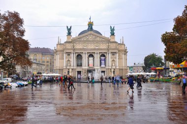 Ukrayna. Lviv 14 Eylül 2014. Solomiya Krushelnytska Opera Binası Lvov şehrinde.