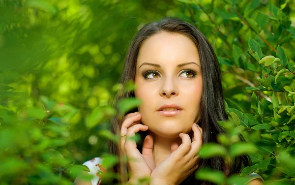 güzel kız - açık dikey