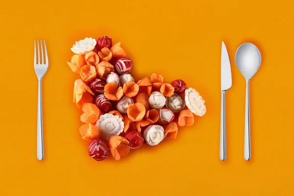 Fantasía de verduras con zanahorias y rábanos en forma de —  Fotos de Stock