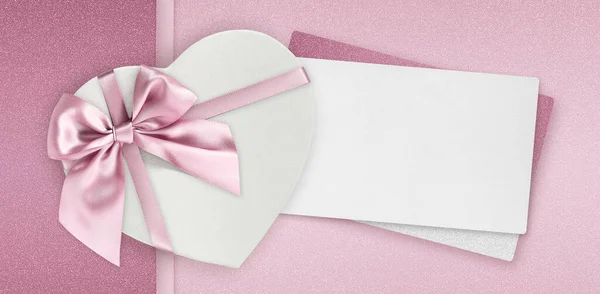 Cartão Presente Dia Das Mães Caixa Forma Coração Com Laço — Fotografia de Stock