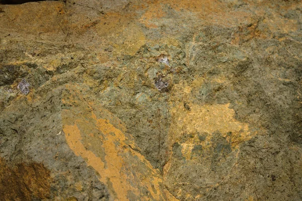 Çeşitli doğal kalıplara sahip doğal taş dokusu. Resimler duvar kağıdı, arkaplan resimleri veya grafik kaynakları olarak kullanmak için uygundur