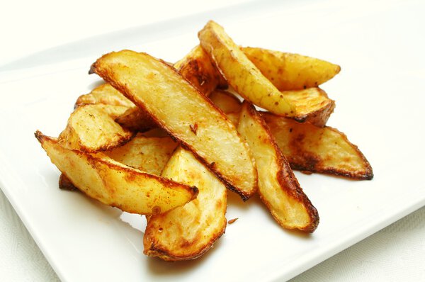 Spicy baked potato wedges