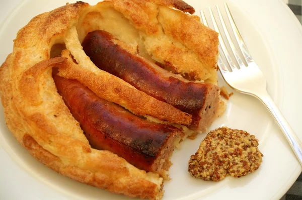 Toad in the whole with wholegrain mustard — Stock Photo, Image