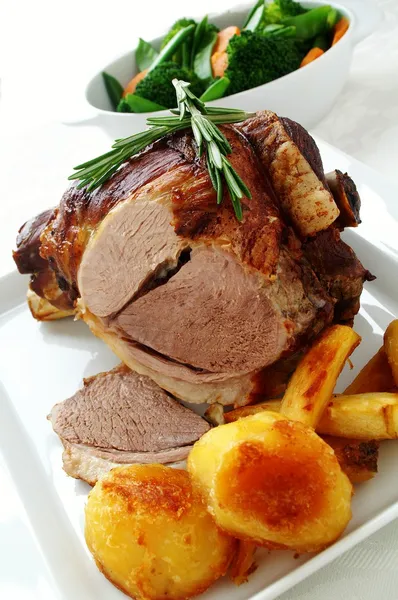 Roast leg of lamb — Stock Photo, Image