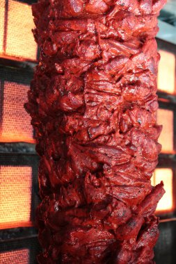 tavuk tikka Hünkar spit üzerinde