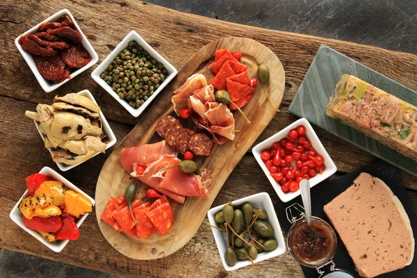 Mixed antipasti antipasto antipesto selection — Stock Photo, Image