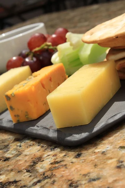 Placa de queijo de prato de seleção de queijo — Fotografia de Stock