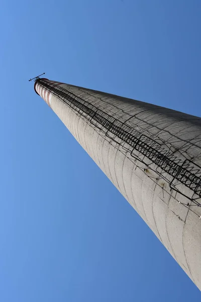 煙のない煙突クリーンエネルギー — ストック写真