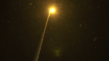 gece şiddetli kar yağışı