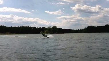 Wakeboarder yapmak bir hüner