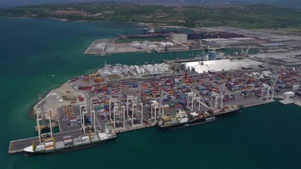 Grand port — Video