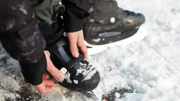 Patins de cintas de geloобв'язування ковзани — стокове відео