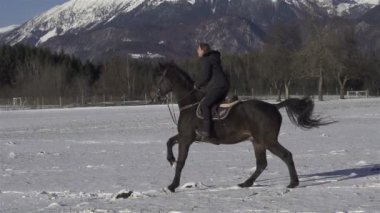 karlı alan cantering