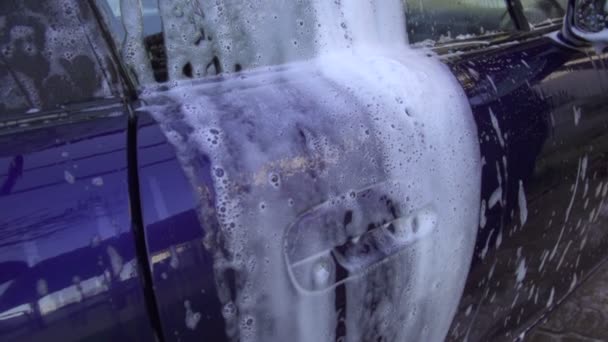 Мытье машины — стоковое видео