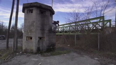 Ücretsiz runner flip tarafı