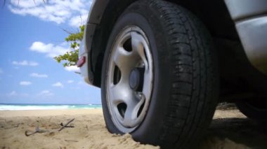 Sahilde Jeep