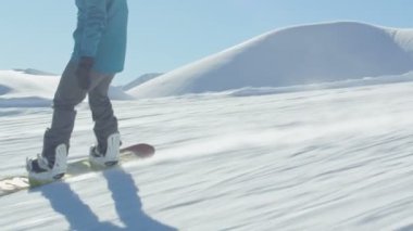 Snowboard.