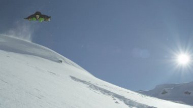 toz backflip snowboard atlar