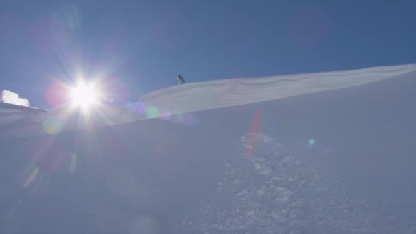 Saut de snowboarder 