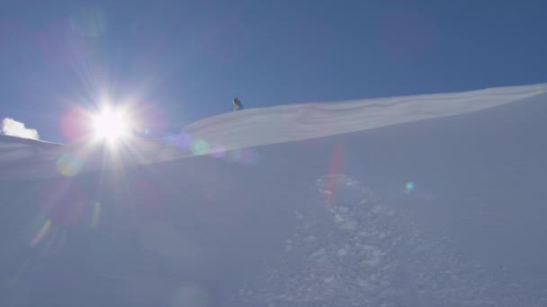 滑雪板的跳转 — 图库视频影像