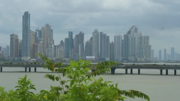 Spectacular view of the metropolitan Panama City skyline on a windy autumn day. — Stock Video