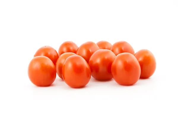 Tomates rojos de cereza — Foto de Stock