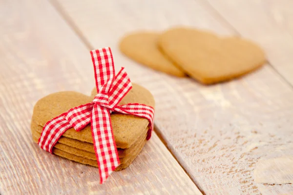 Valentinstag Lebkuchenherzen lizenzfreie Stockbilder