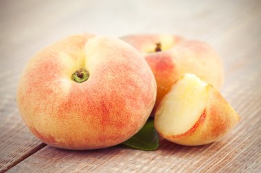 Olgun sulu Çin düz şeftali 