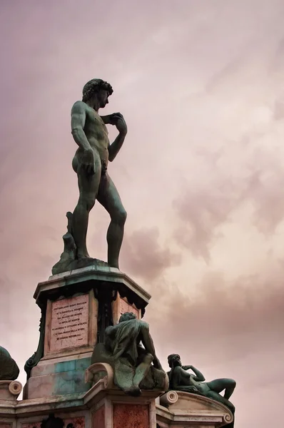 Staty av david på piazzale michelangelo, Florens — Stockfoto