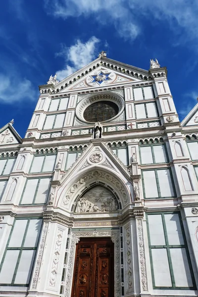 Florence, gevel van de kerk van santa croce — Stockfoto