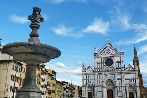 Italien, Florens, santa croce torget — Stockfoto