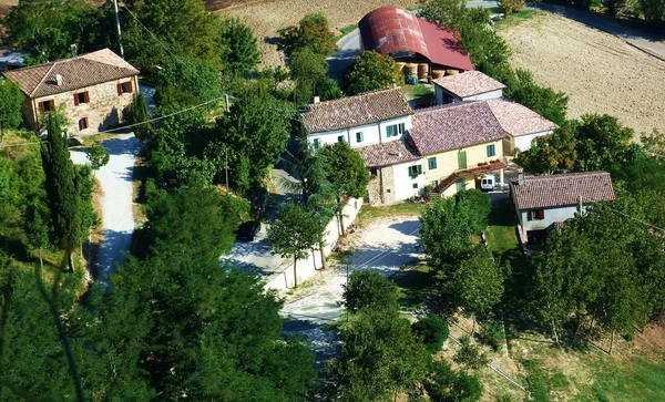 Kleines dorf in der nähe von san leo, emia romagna, italien — Stockfoto