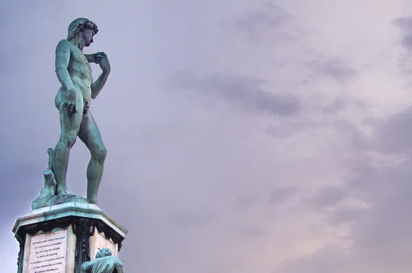 Staty av david på piazzale michelangelo, Florens — Stockfoto