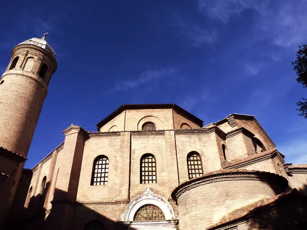 Exterior da Basílica de San Vitale em Ravenna, Itália — Fotografia de Stock