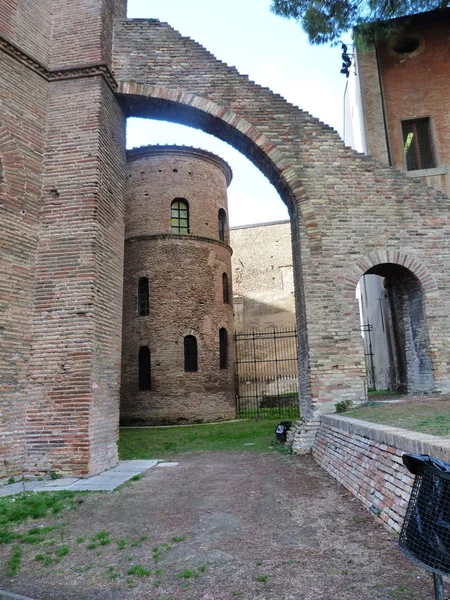 Extérieur de la Basilique de San Vitale à Ravenne, Italie — Photo