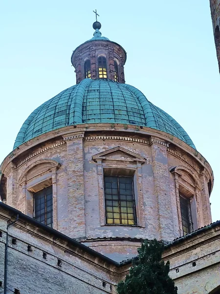 Italia, Rávena, la cúpula de la catedral — Foto de Stock