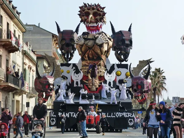 Viareggio karneval, italien — Stockfoto