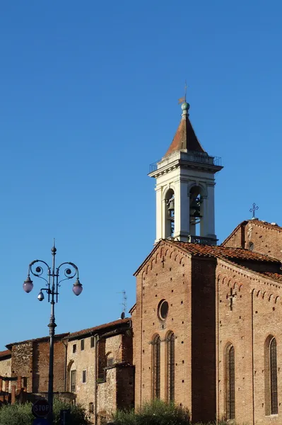 St. francis kerk, prato, Toscane, Italië — Stockfoto