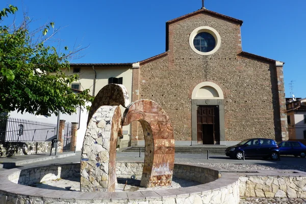 S: t Agostino square, prato, Toscana, Italien — Stockfoto