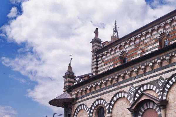 Detail z katedrály prato, Toskánsko, Itálie — Stock fotografie