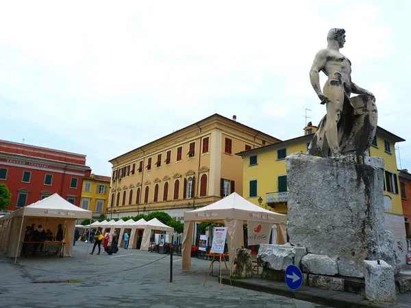 Piazza Garibaldi, Sarzana, Liguria, Italia — Foto Stock