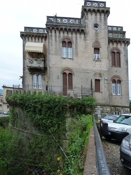 Typischer Palast von sarzana, ligurien, italien — Stockfoto