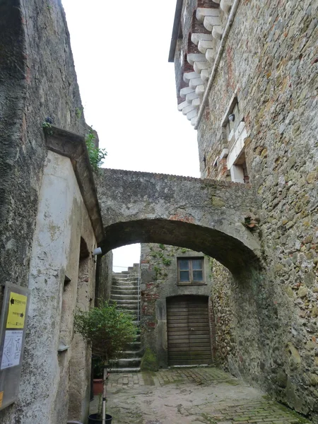 Fästningen av sarzanella, Ligurien, Italien — Stockfoto